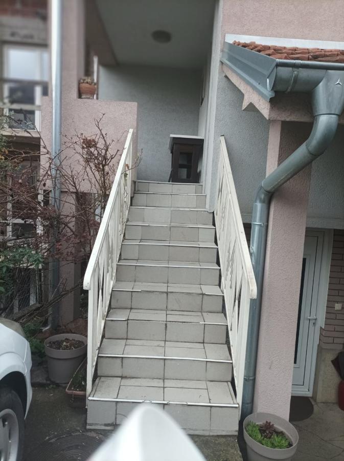 Apartmani Biljana Lazic Vrnjačka Banja Exterior foto